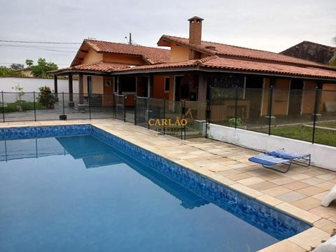 Casa à venda em Itanhaém, Balneário Tupy, com 3 quartos, com 132.77 m²