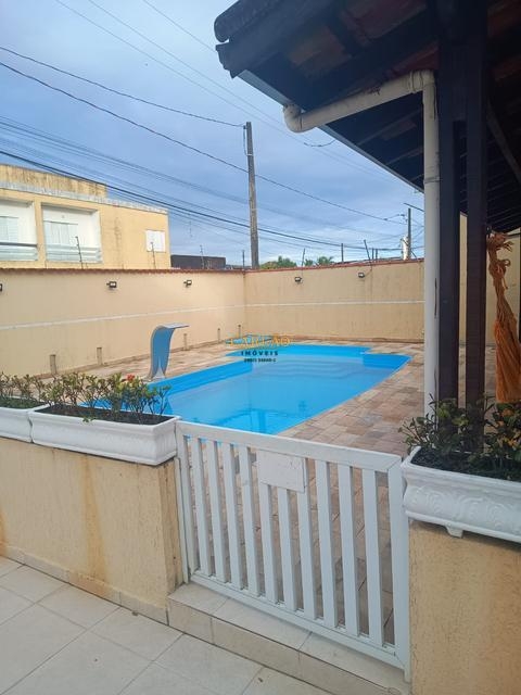 Sobrado em Condomínio Fechado em Mongaguá