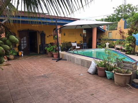 Casa à venda em Mongaguá, Balneário Jussara, com 3 quartos, com 182.35 m²