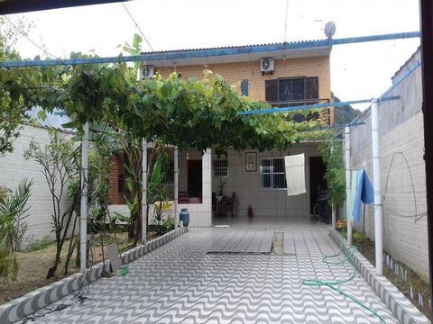 Sobrado à venda em Mongaguá, Balneário Itaóca, com 2 quartos, com 100 m²