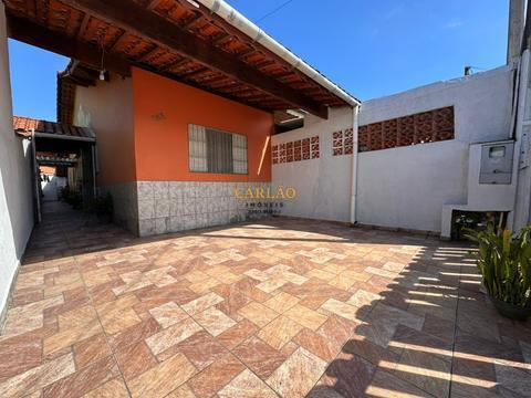 Casa à venda em Mongaguá, Itaguaí, com 2 quartos, com 87.5 m²