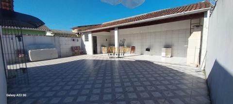 Casa à venda em Mongaguá, Jussara, com 2 quartos, com 145 m²