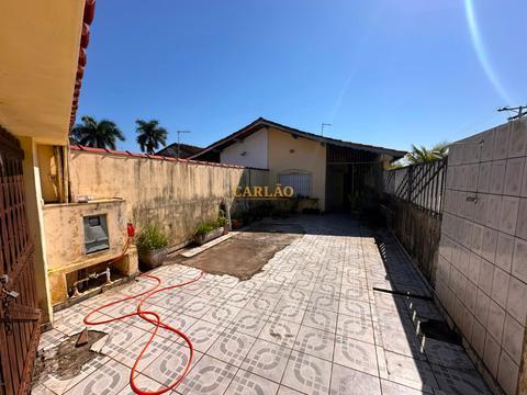 Casa à venda em Mongaguá, loty, com 2 quartos, com 118 m²