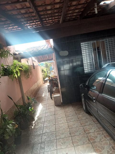 Casa à venda em Mongaguá, Balneário Plataforma, com 4 quartos, com 137.42 m²