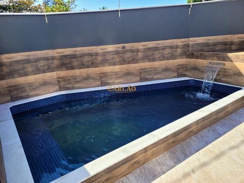 Sobrado à venda em Itanhaém, residencial, com 2 quartos, com 80 m²