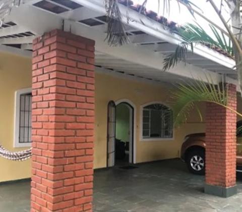 Casa à venda em Mongaguá, residencial, com 4 quartos, com 203.33 m²