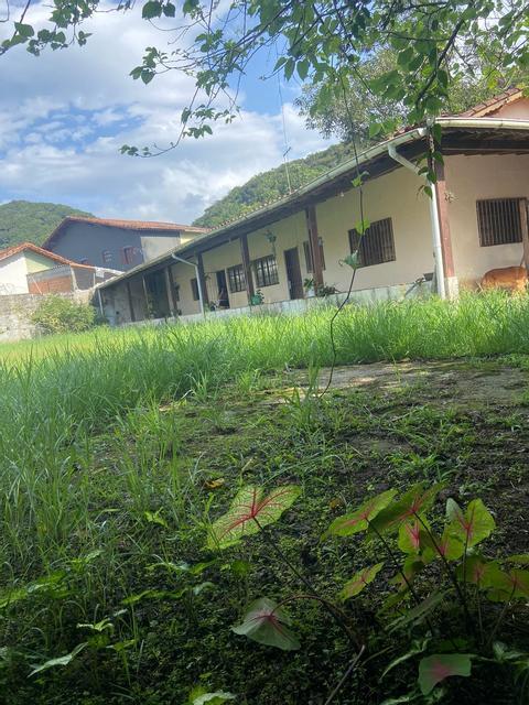 Casa à venda em Mongaguá, residencial, com 2 quartos, com 134.5 m²