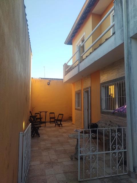 Sobrado à venda em Mongaguá, Balneário Itaguai, com 2 quartos, com 75.81 m²
