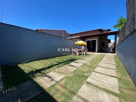 Casa à venda em Itanhaém, Jardim Regina, com 2 quartos, com 68 m²