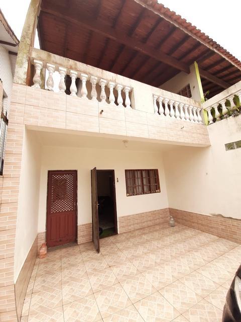 Sobrado à venda em Mongaguá, Balneário Jussara, com 2 suítes, com 140.72 m²