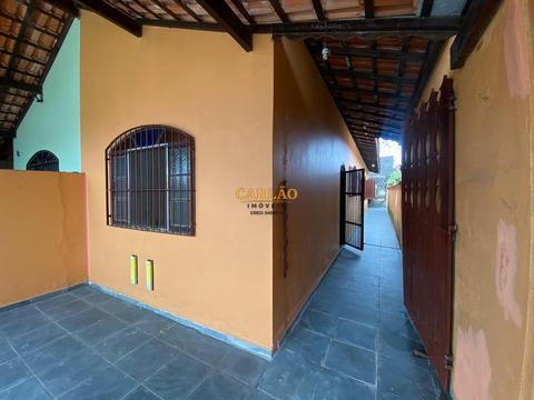 Casa à venda em Mongaguá, Balneário Itaóca, com 2 quartos, com 80 m²